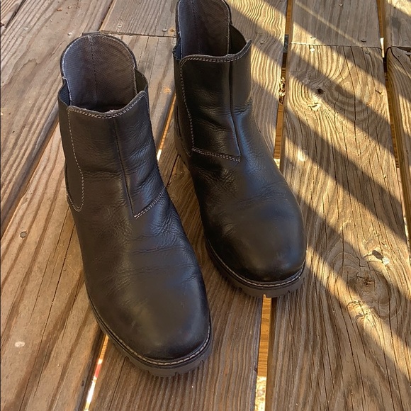 SOLD🍀Eastland leather boots SOLD 🍀🍀🍀 - Picture 2 of 9